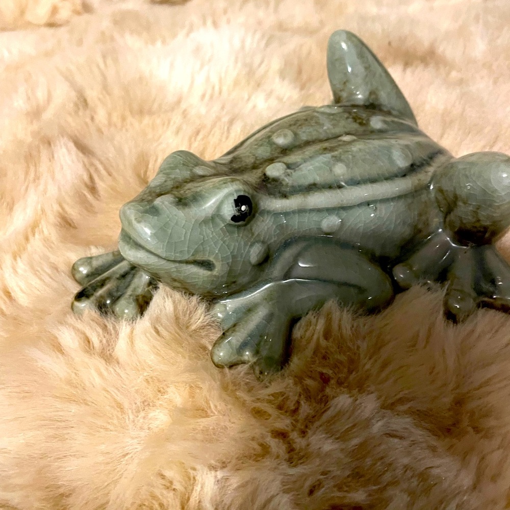 Ceramic frog figurine